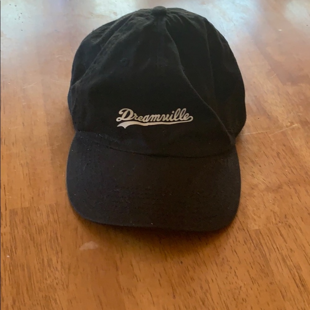 Dreamville hat